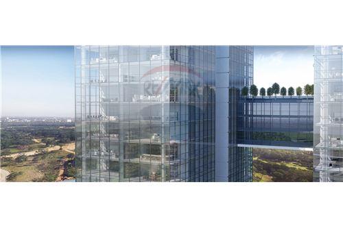 Local comercial en VentaColina del Urubo, Av. Cuarta Foto 13