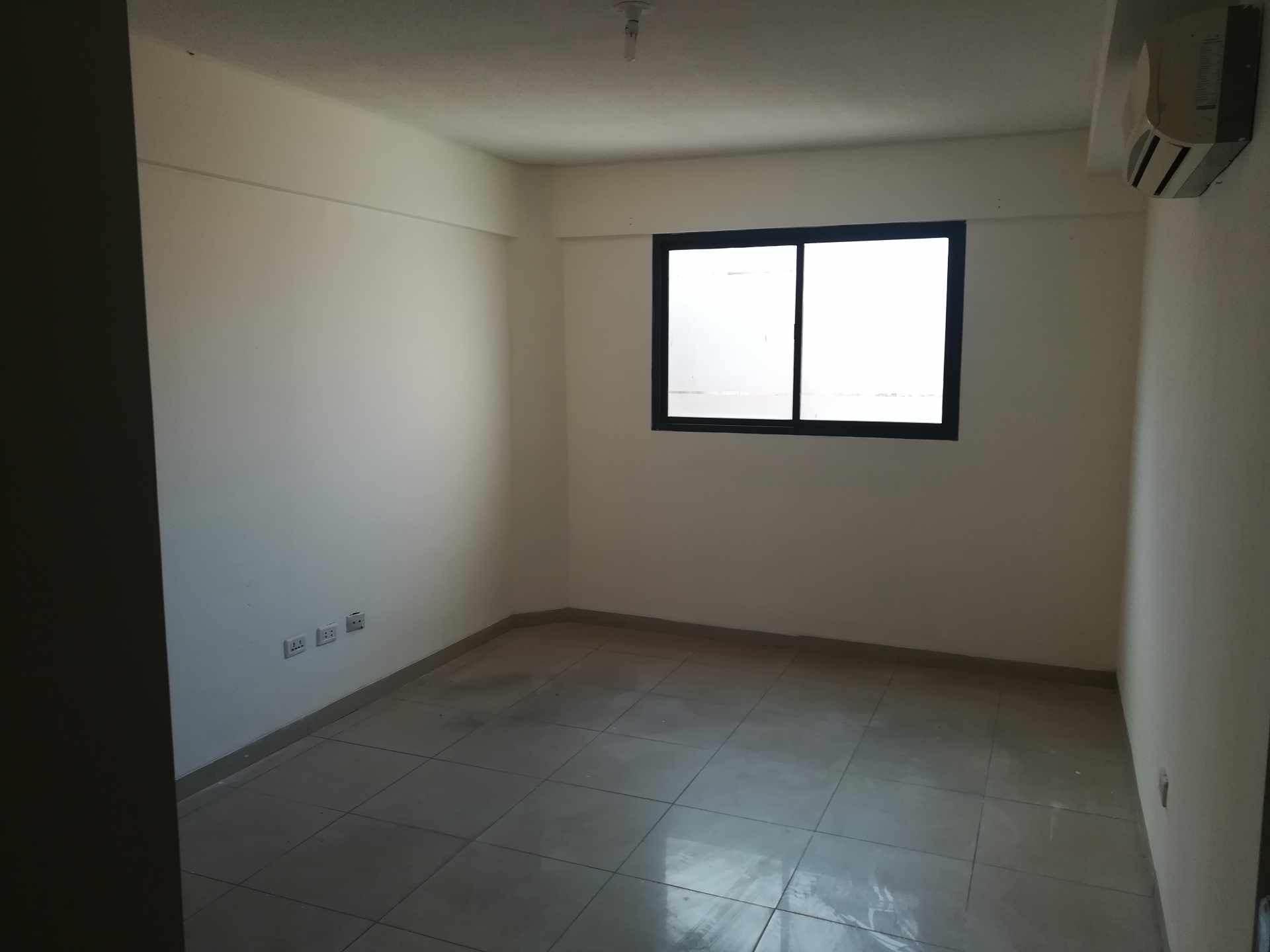 Oficina en VentaAv. Cristobal de Mendoza Nro. 246 Edif. La Casona 2 dormitorios 1 baños  Foto 5