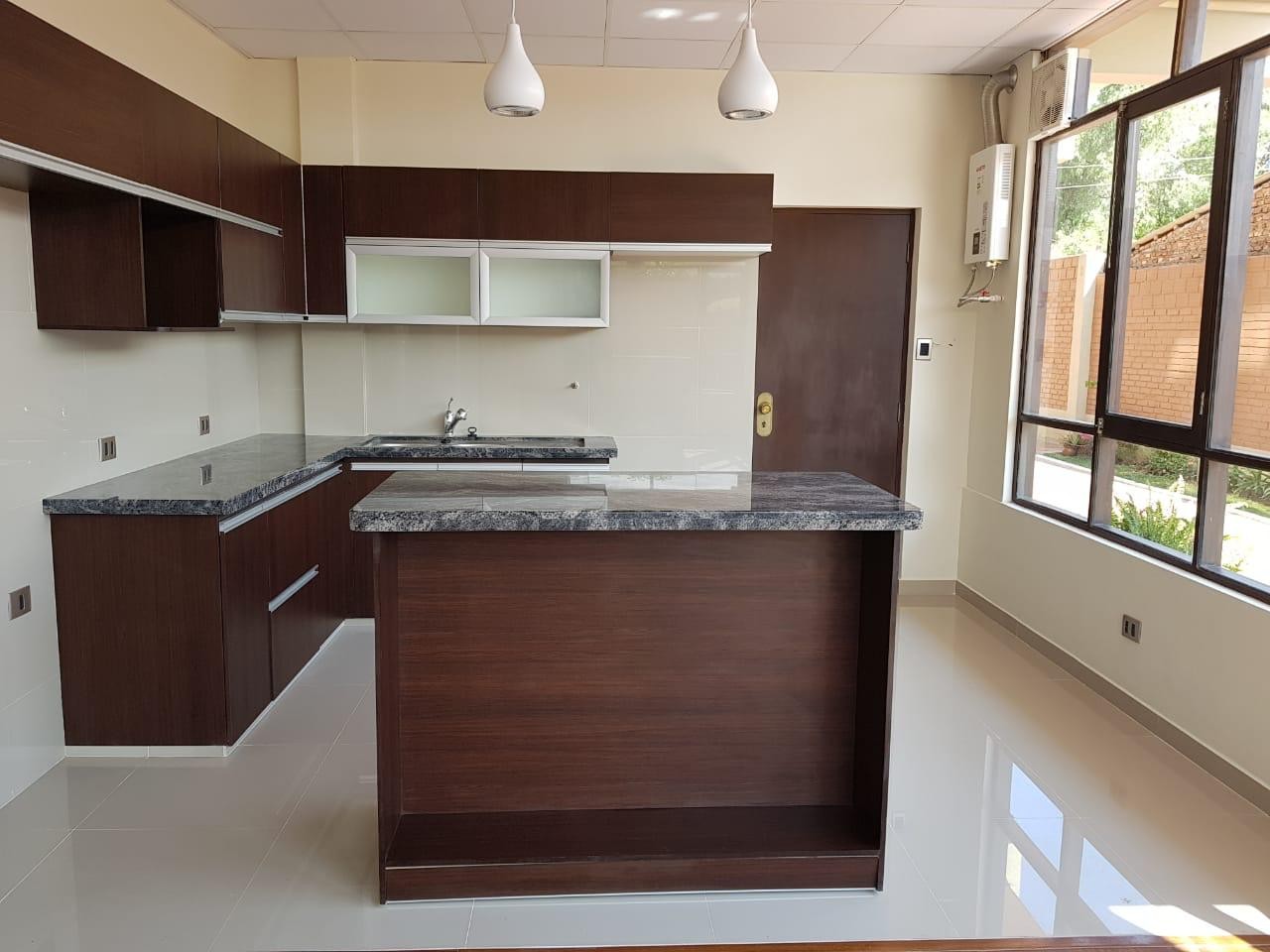 Departamento en Temporal en Cochabamba 3 dormitorios 3 baños 1 parqueos Foto 20