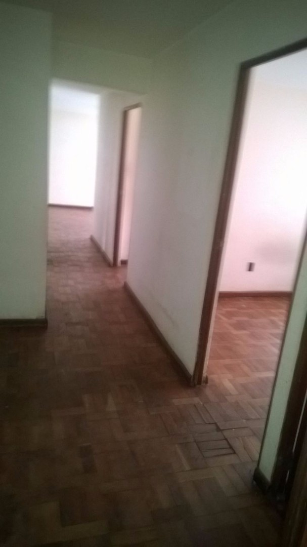 Departamento en VentaZona San Pedro a Cuadra y media de la Plaza Israel 3 dormitorios 1 baños  Foto 1