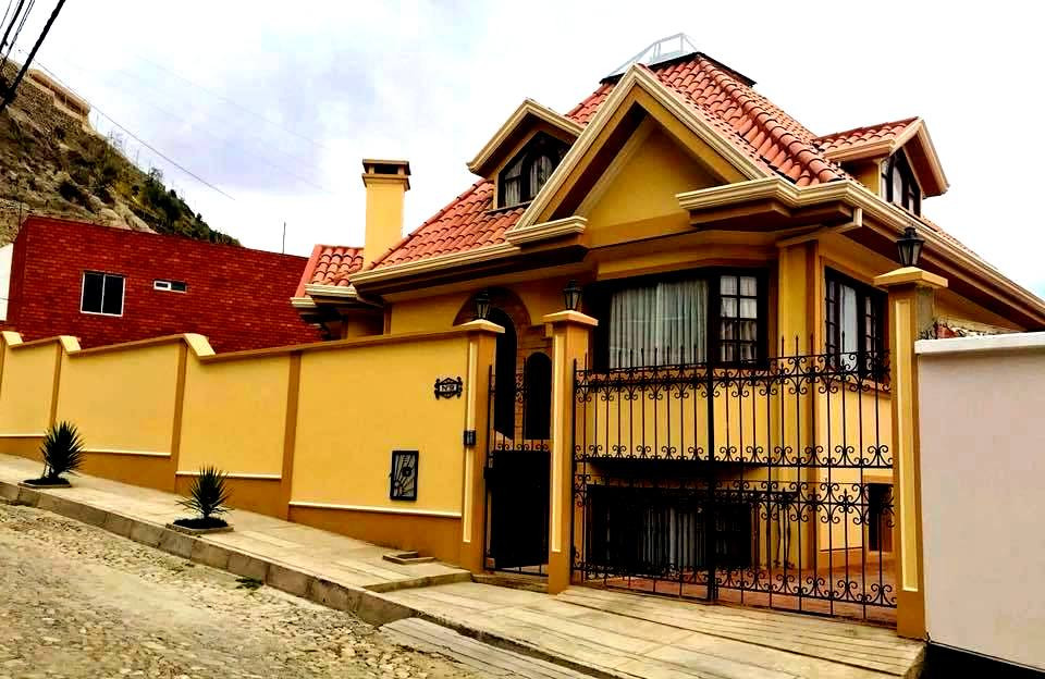 Casa en Auquisamaña en La Paz 4 dormitorios 5 baños 2 parqueos Foto 18