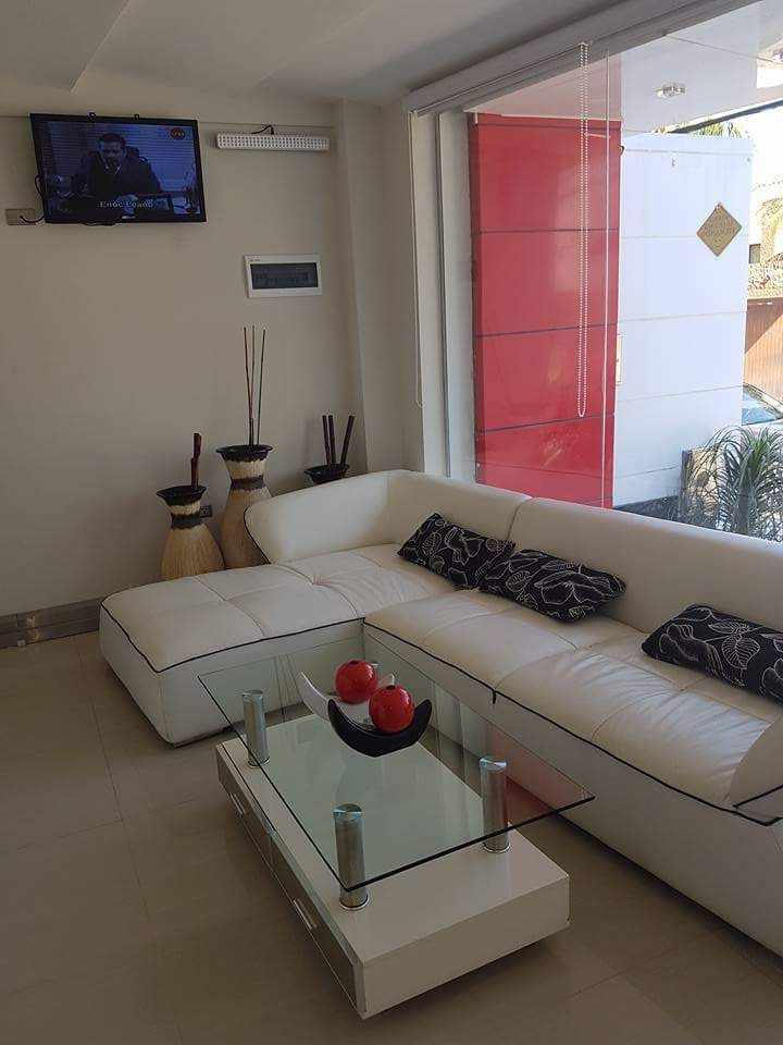 Departamento en Entre 2do y 3er anillo Oeste en Santa Cruz de la Sierra 2 dormitorios 2 baños  Foto 1