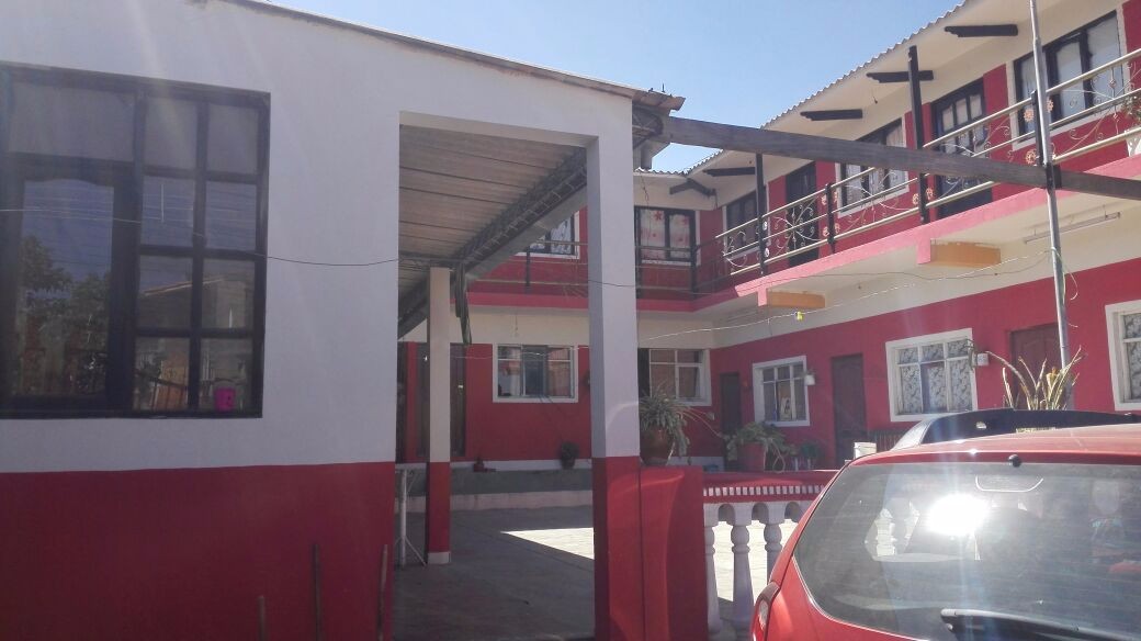 Casa en Villa Taquiña en Cochabamba 8 dormitorios 2 baños 1 parqueos Foto 2