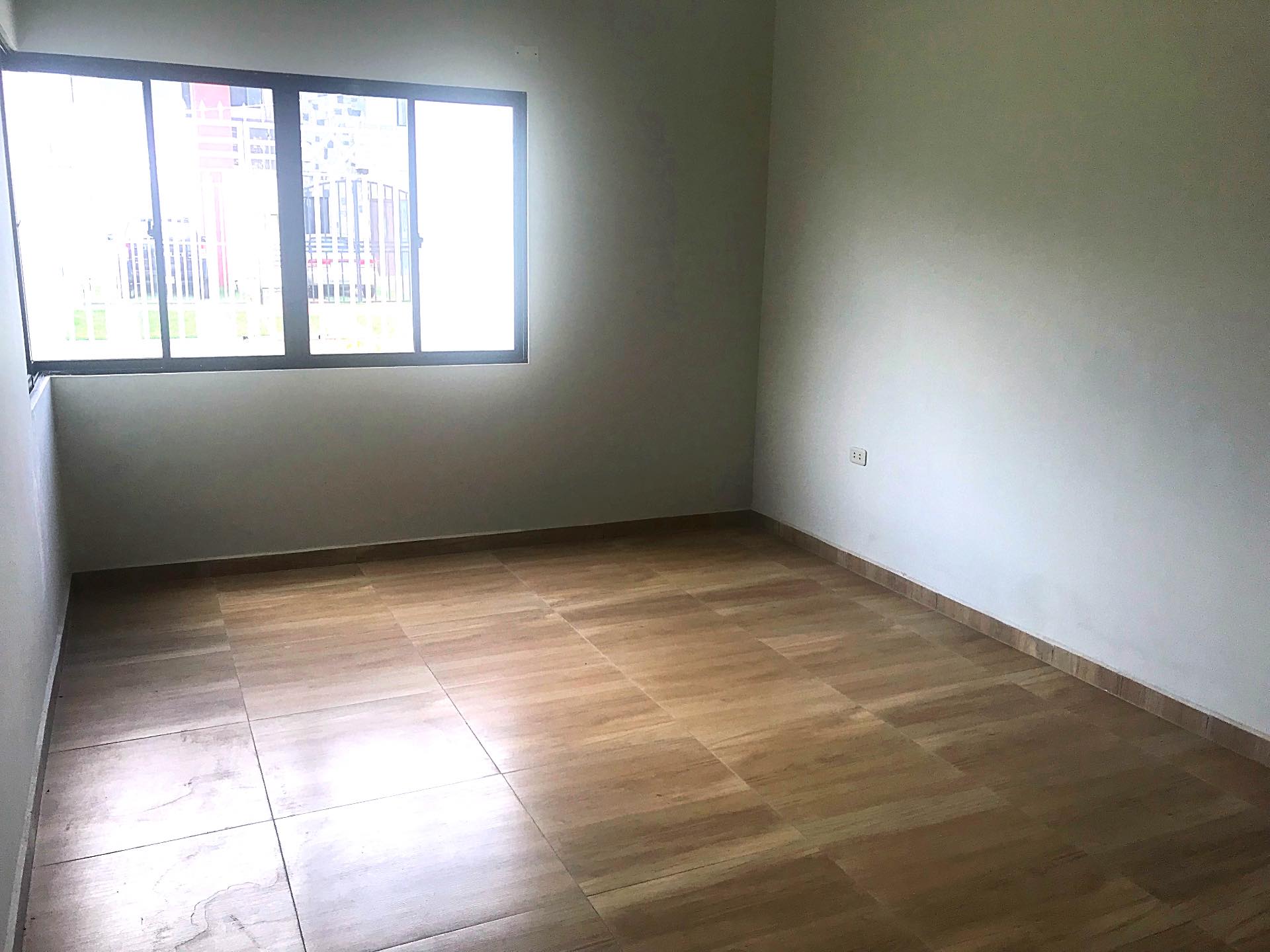 Casa en VentaCASAS EN VENTA - URBANIZACIÓN ESPAÑA 3 dormitorios 3 baños 2 parqueos Foto 2
