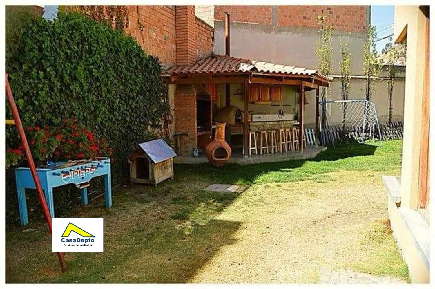 Casa en Achumani en La Paz 3 dormitorios 5 baños 3 parqueos Foto 14