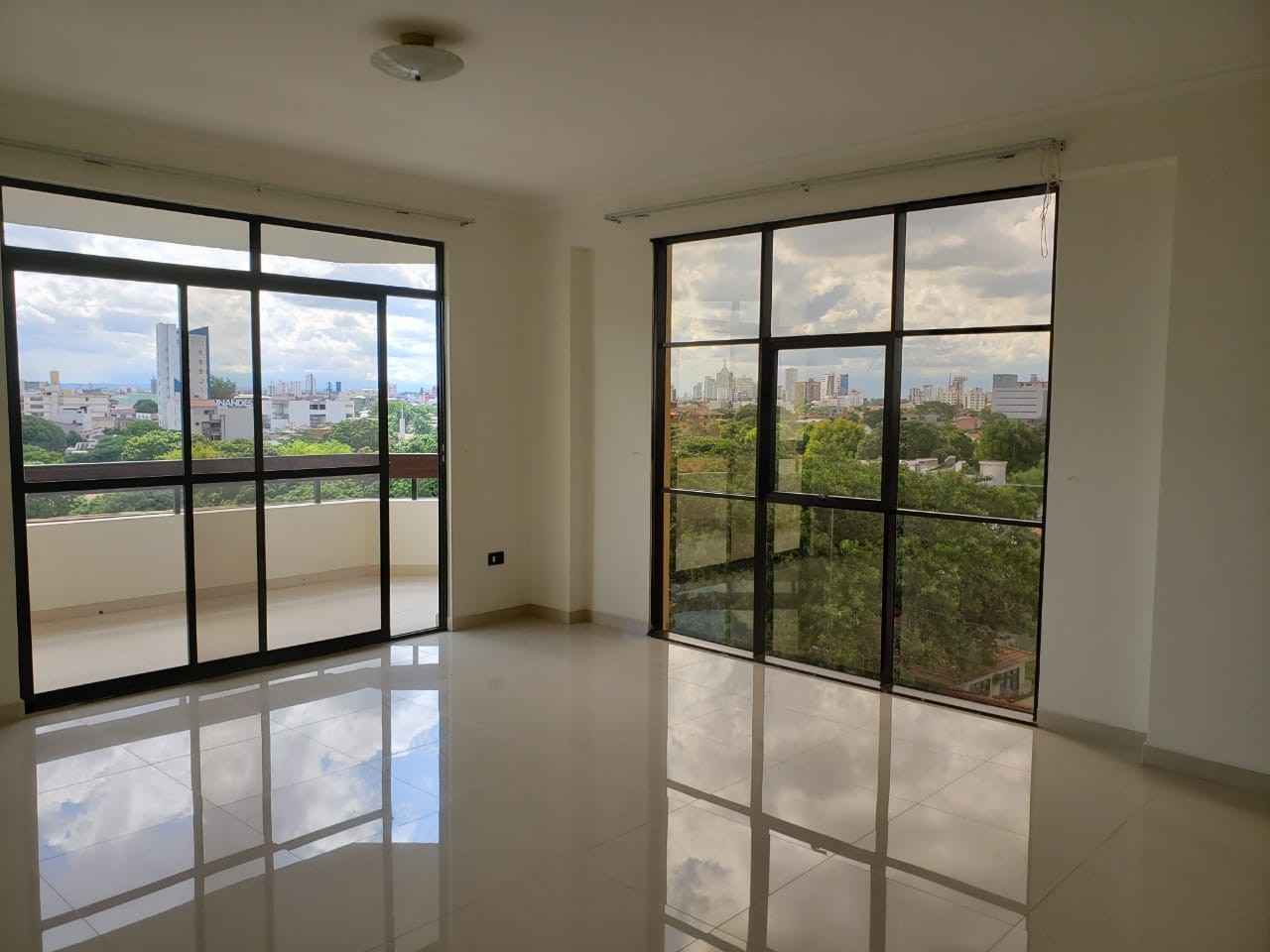 Departamento en Entre 1er y 2do anillo Este en Santa Cruz de la Sierra 3 dormitorios 2 baños 1 parqueos Foto 15