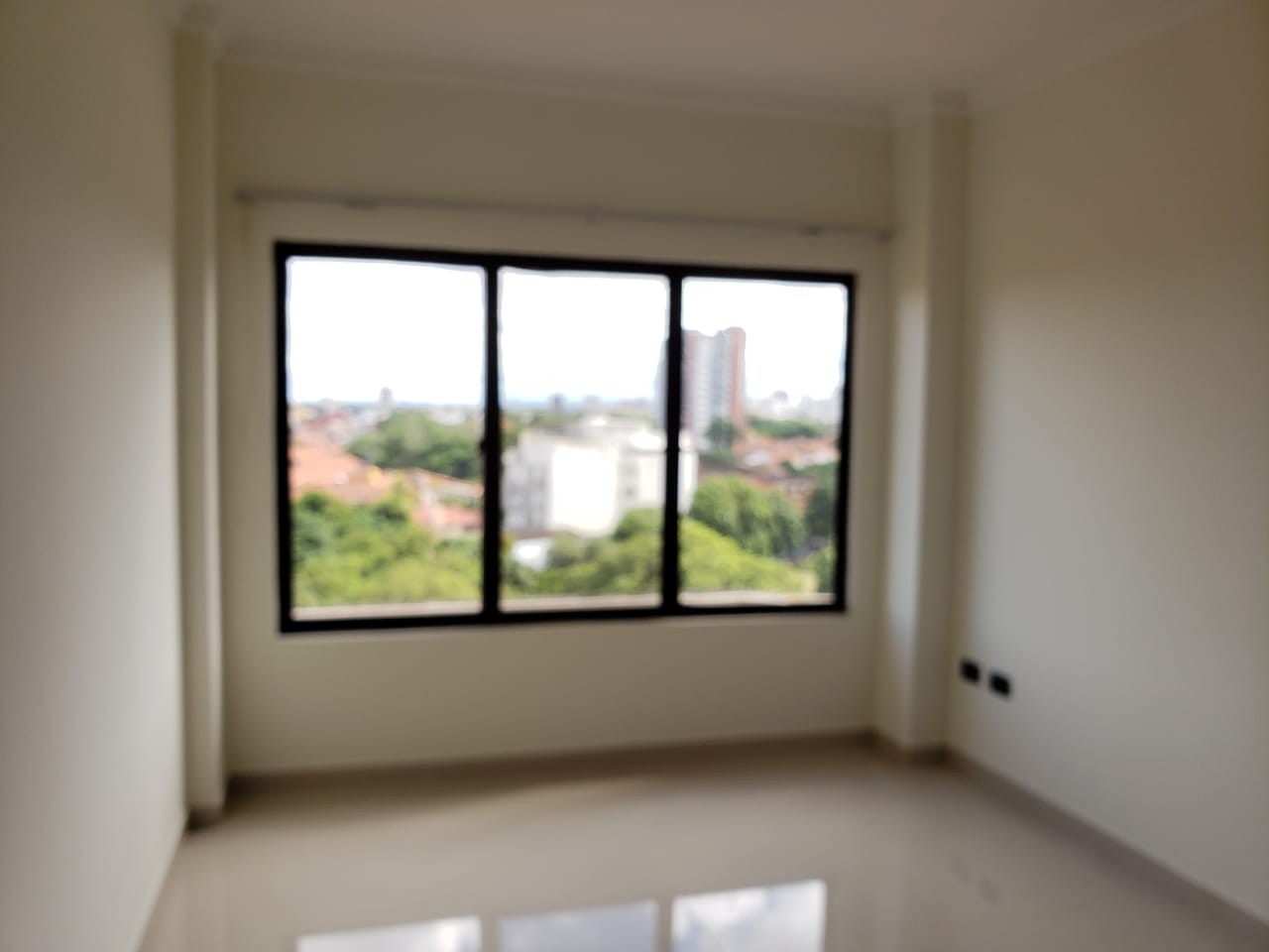 Departamento en Entre 1er y 2do anillo Este en Santa Cruz de la Sierra 3 dormitorios 2 baños 1 parqueos Foto 14