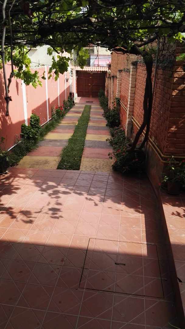 Casa en Tupuraya en Cochabamba 4 dormitorios 3 baños 1 parqueos Foto 17