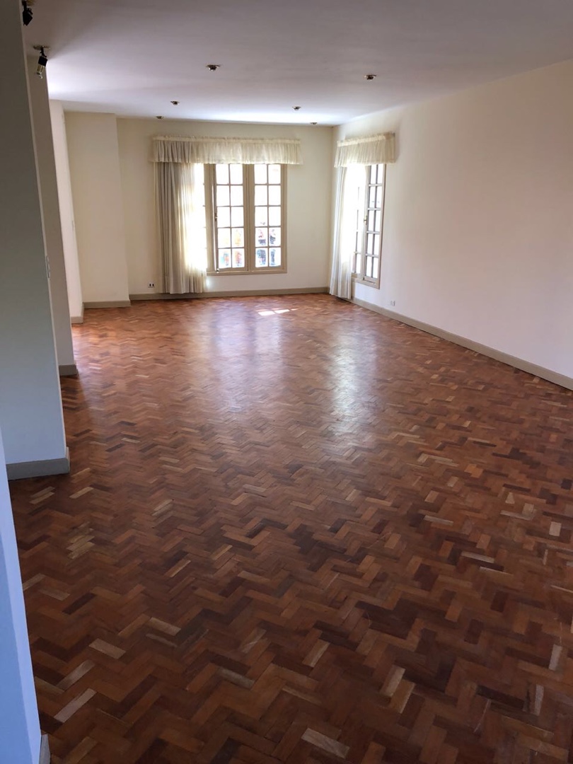 Casa en Alto Irpavi en La Paz 3 dormitorios 3 baños 3 parqueos Foto 4