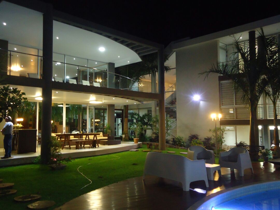 Casa en VentaURUBO 6 dormitorios 7 baños 4 parqueos Foto 6