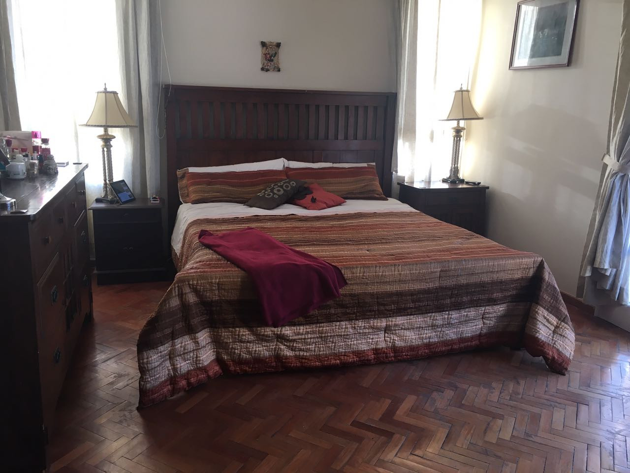 Casa en Mayorazgo en Cochabamba 5 dormitorios 4 baños 3 parqueos Foto 1