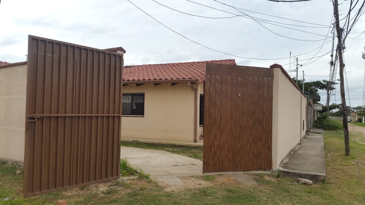 Casa en AlquilerINMOBILIARIA ofrece: En alquiler casa independiente zona sur av. Santos dumont, 4to Foto 1