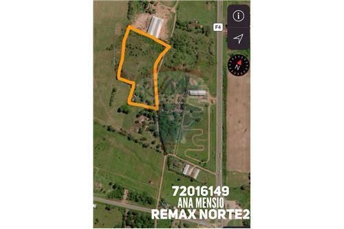 Casa en Venta 200 metros pasando a Warnes la 1er rotonda Foto 3