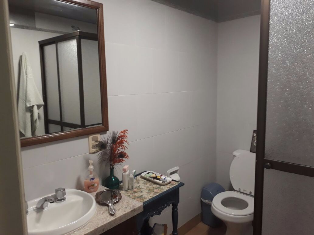 Departamento en VentaEDIFICIO BELLA VISTA. CALLE  LA PAZ. CIUDAD SUCRE.  3 dormitorios 2 baños 1 parqueos Foto 1