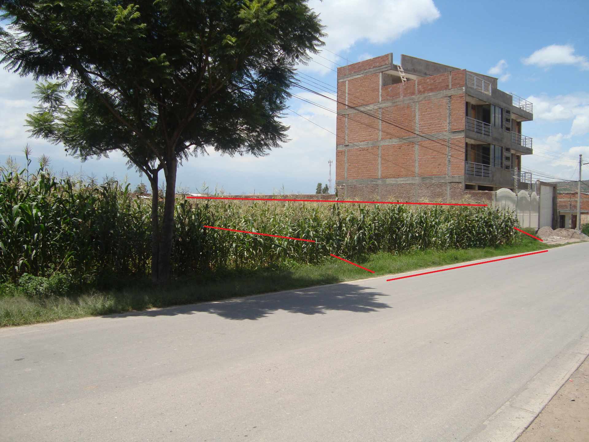 Terreno MALLCO RANCHO ZONA WAÑACAHUA  Foto 1