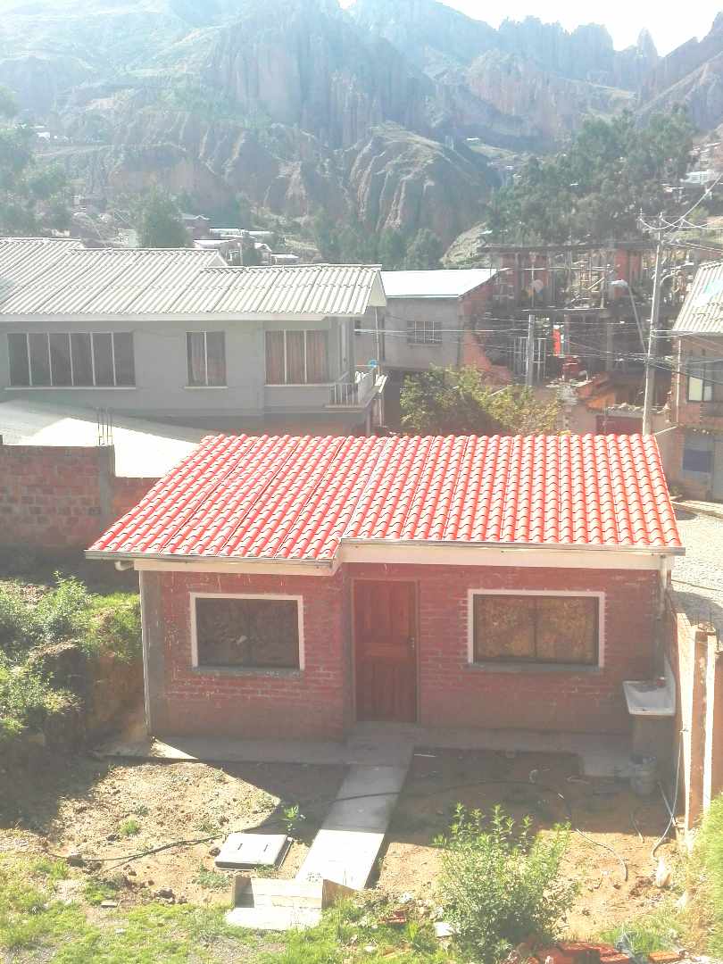 Casa en Cota Cota en La Paz 1 dormitorios 1 baños 3 parqueos Foto 1