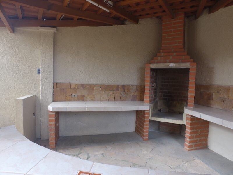 Casa en Villa Taquiña en Cochabamba 5 dormitorios 5 baños 3 parqueos Foto 11