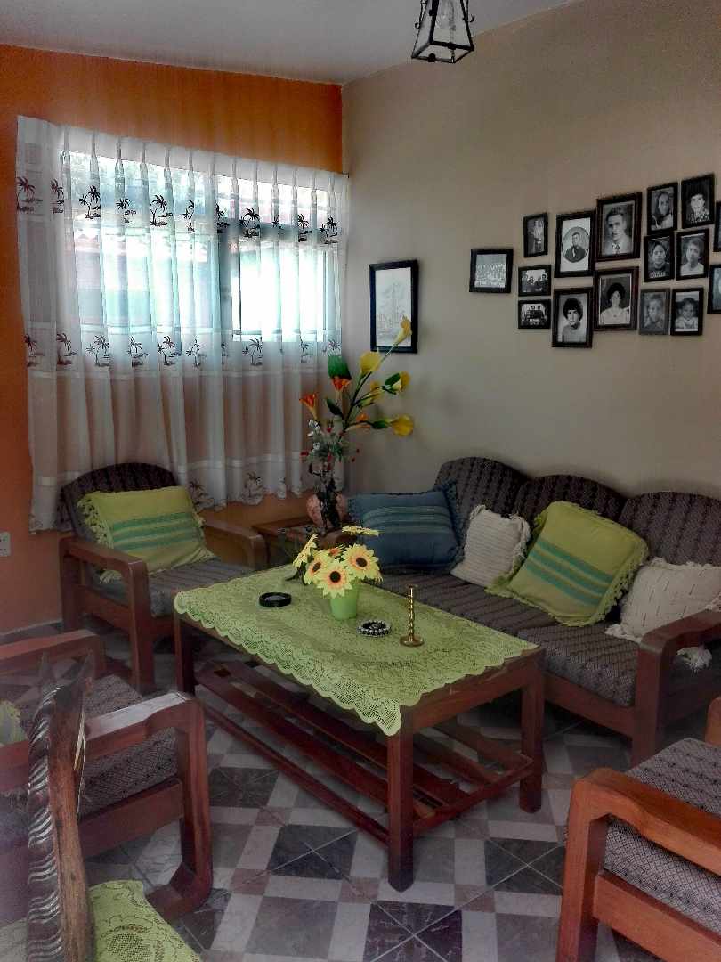 Casa en Mallasa en La Paz 6 dormitorios 3 baños 3 parqueos Foto 5