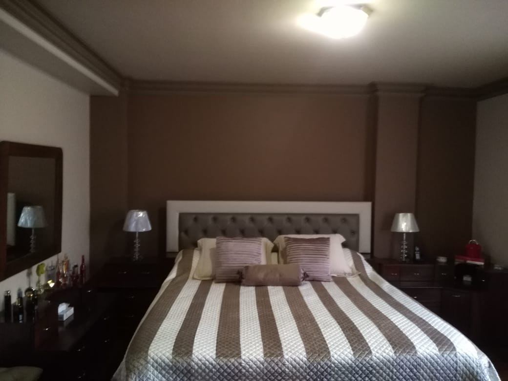 Departamento $us.- 149000.- PRECIOSO DEPARTAMENTO EDIFICIO TITAN – AV. AMERICA OESTE Superficie: 187 m2. ACABADOS DE LUJO 657-18189  Foto 27