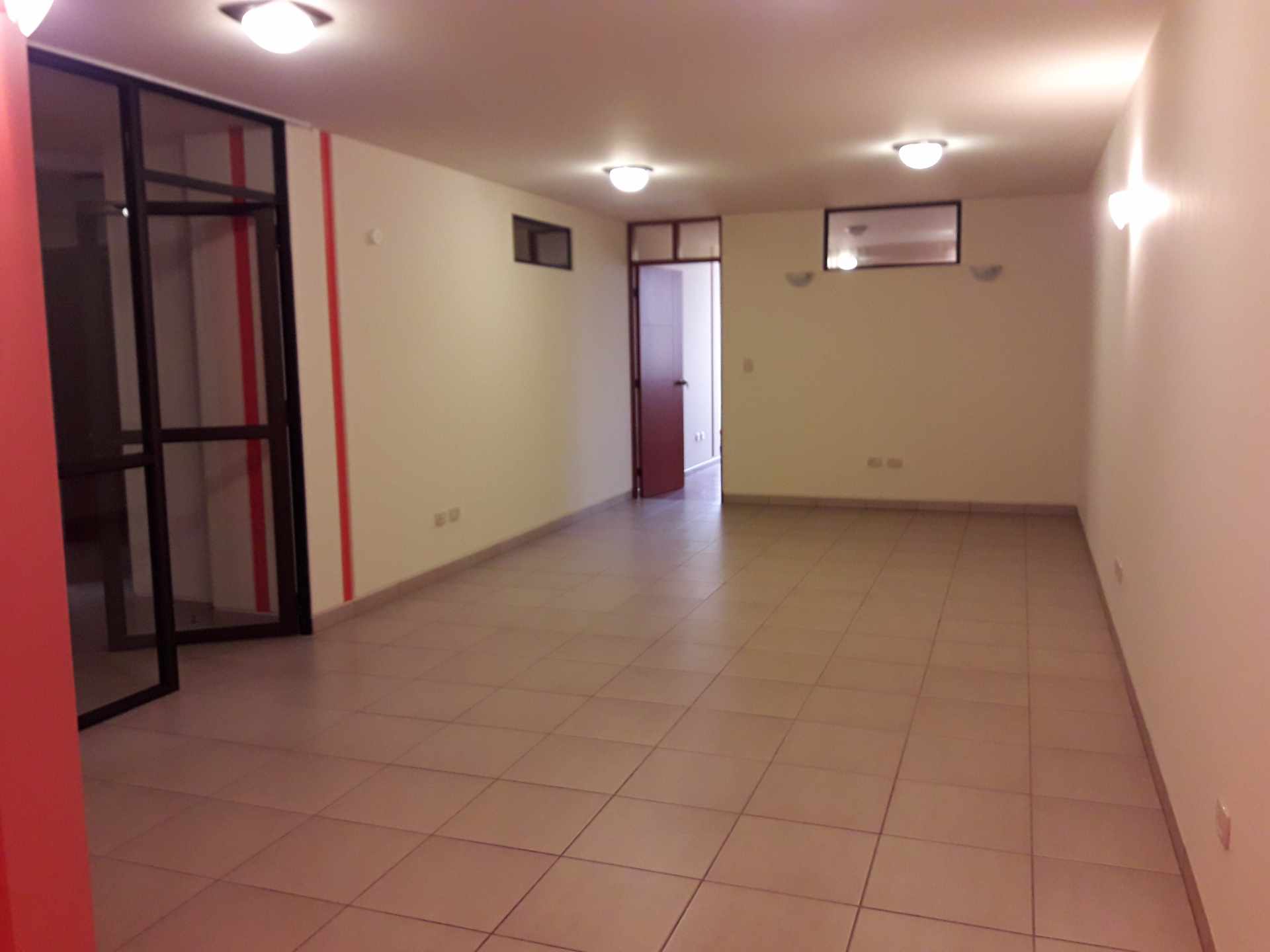 Departamento en Muyurina en Cochabamba 3 dormitorios 2 baños 1 parqueos Foto 2