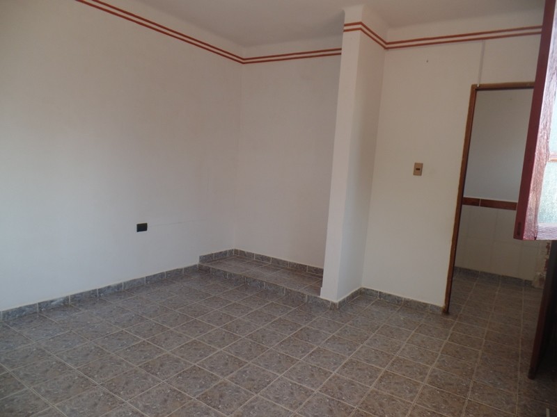 Departamento en Guadalquivir en Tarija 2 dormitorios 1 baños  Foto 5