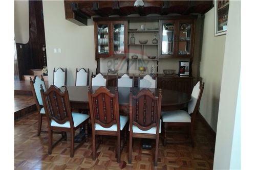 Casa en Sacaba en Cochabamba 20 dormitorios 4 baños 1 parqueos Foto 6