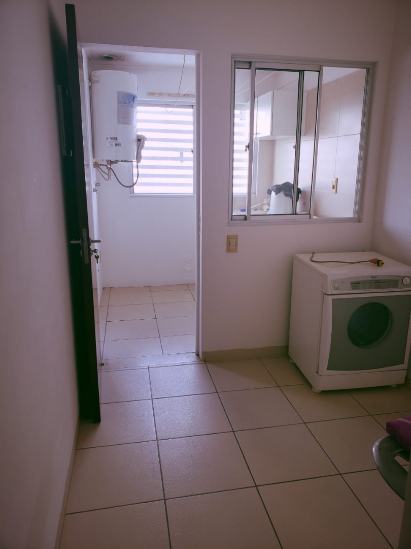 Departamento en AlquilerCondominio Gardenia Torre Norte [Av. Beni y 4to. Anillo, Zona Parque Los Mangales 2], Departamento amoblado en alquiler de 2 suites + escritorio y dependencias con 2 parqueos techados y baulera. [1000$us., expensas incluidas.] Foto 10