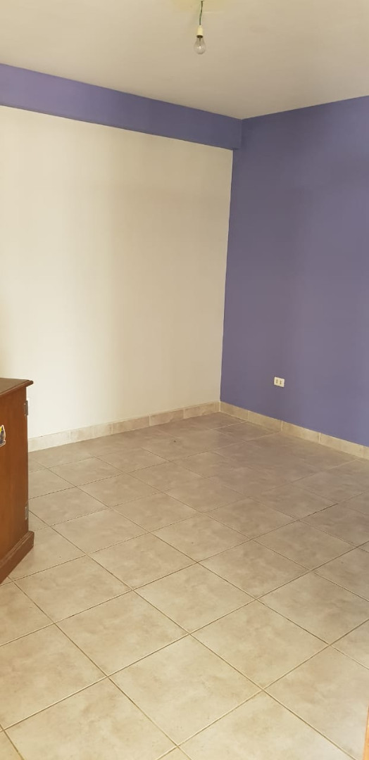Departamento Av. Villazon km 5.5 acera sud. Sobre la avenida Foto 3