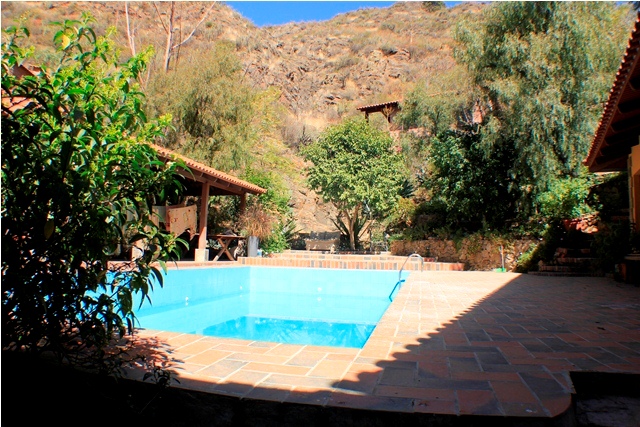 Casa en VentaCalle Innominada, Urb. El Paraiso 4 dormitorios 5 baños  Foto 21