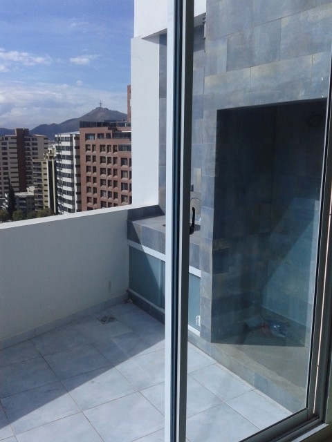 Departamento en Queru Queru en Cochabamba 4 dormitorios 6 baños 2 parqueos Foto 23