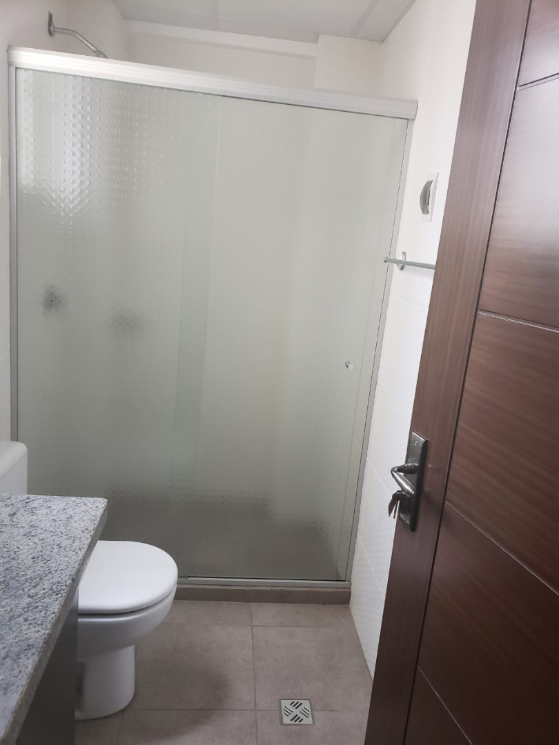 Departamento en VentaCalle Ecuador esquina 16 de julio Edificio Torre Forty 1er Piso Dep 1E Foto 2