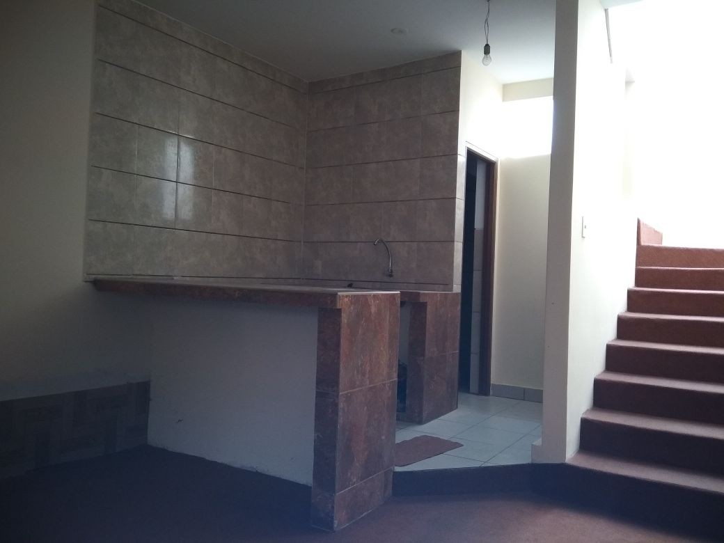 Casa en VentaAvenida Hugo Ernest a la altura Colegio San Ignacio Foto 6