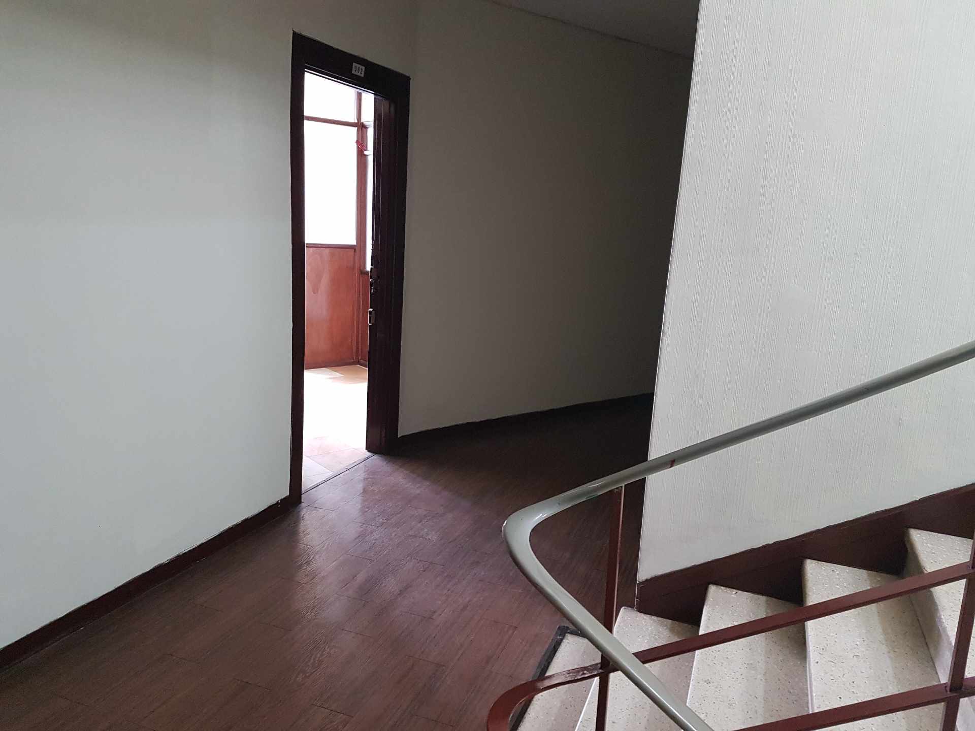 Oficina en AnticréticoAv. Mariscal Sta. Cruz Nº 1285 Edificio Bolivar  pIso 3 of. 302 Foto 9