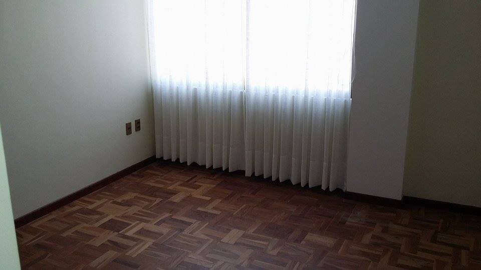 Departamento en Obrajes en La Paz 3 dormitorios 3 baños  Foto 8