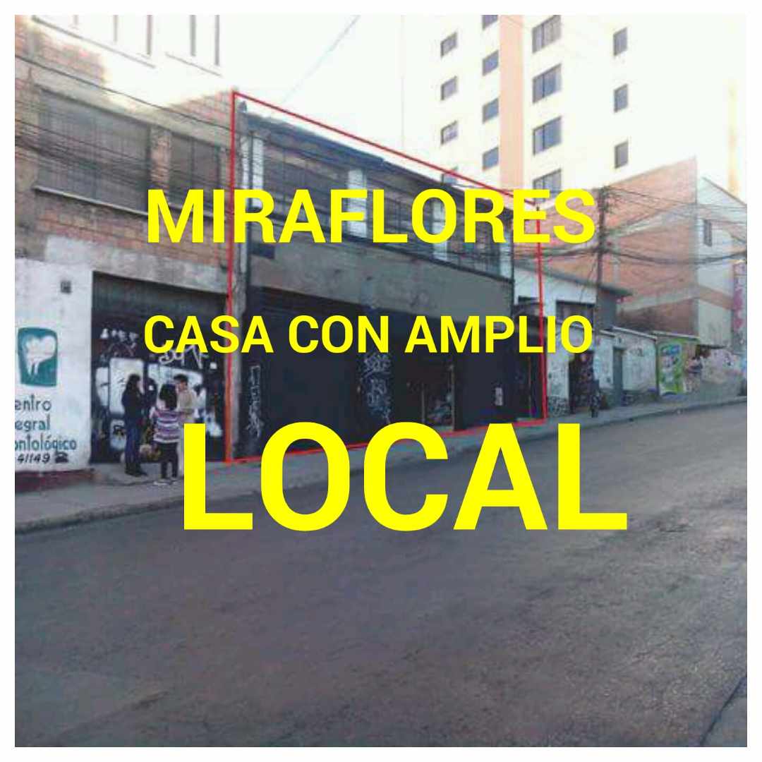 Casa en Miraflores en La Paz 5 dormitorios 3 baños 5 parqueos Foto 1