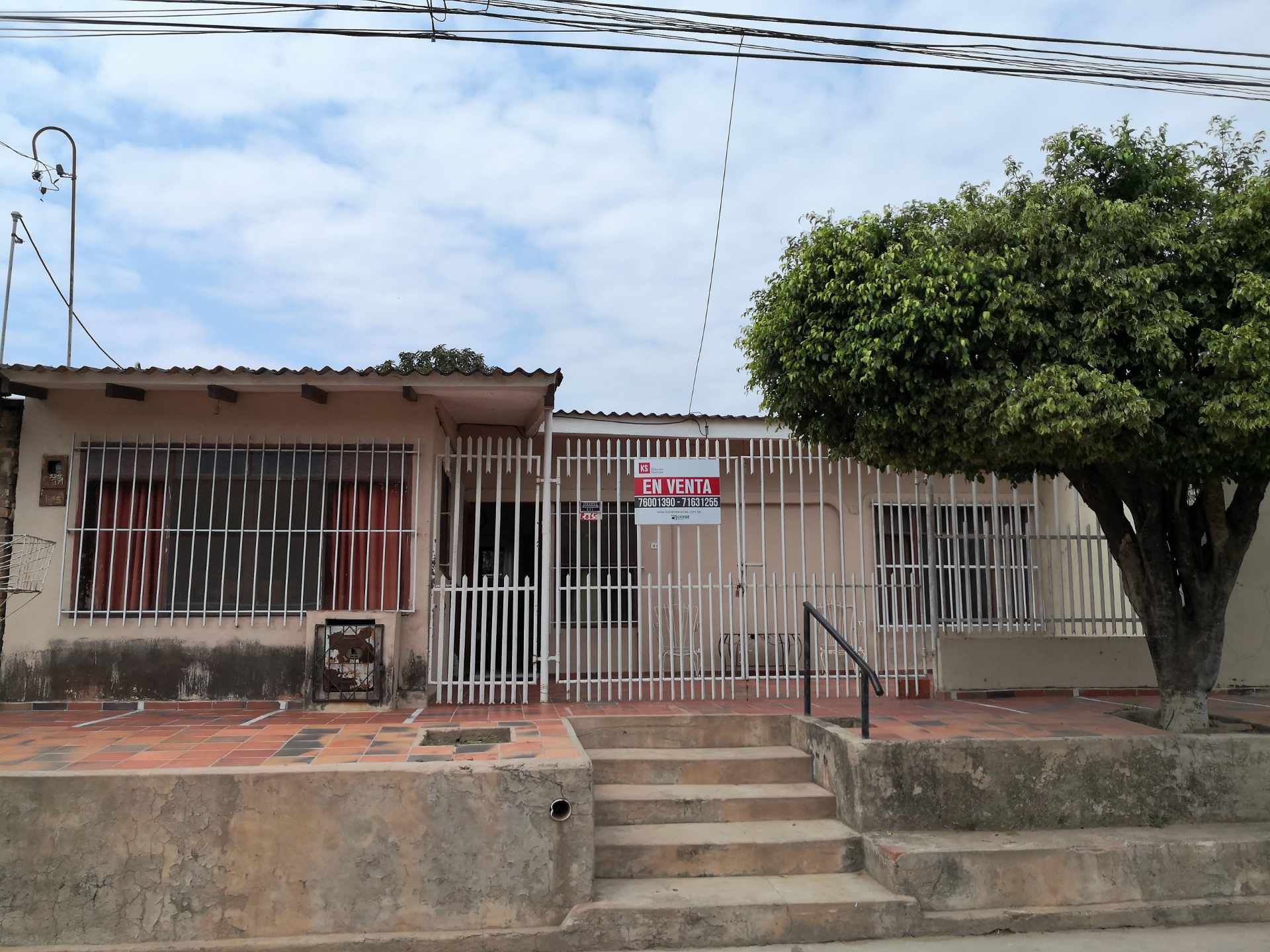 Casa Barrio Virgen de Lujan, entre 5to y 6to anillo Foto 1