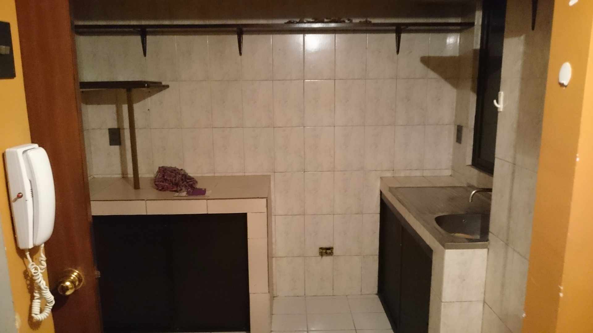 Departamento en Miraflores en La Paz 2 dormitorios 2 baños 1 parqueos Foto 6