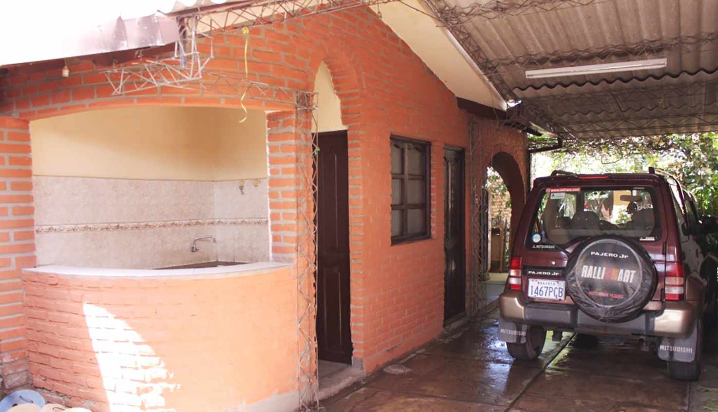 Casa en Villa Busch en Cochabamba 6 dormitorios 3 baños 4 parqueos Foto 2