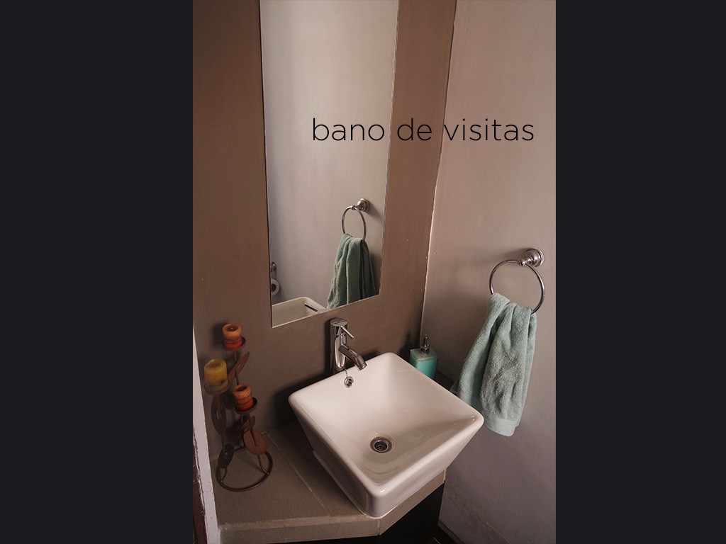 Departamento en Los Pinos en La Paz 3 dormitorios 2 baños  Foto 2