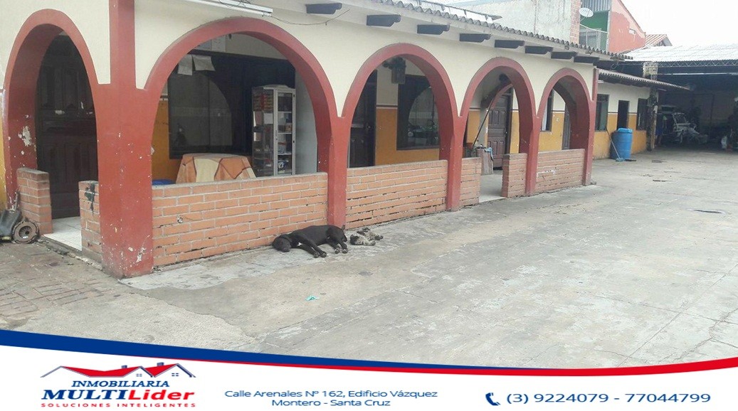 Casa en VentaCASA EN VENTA A 30 MTS DEL MERCADO VILLA VERDE DE MONTERO 4 dormitorios 2 baños 4 parqueos Foto 8