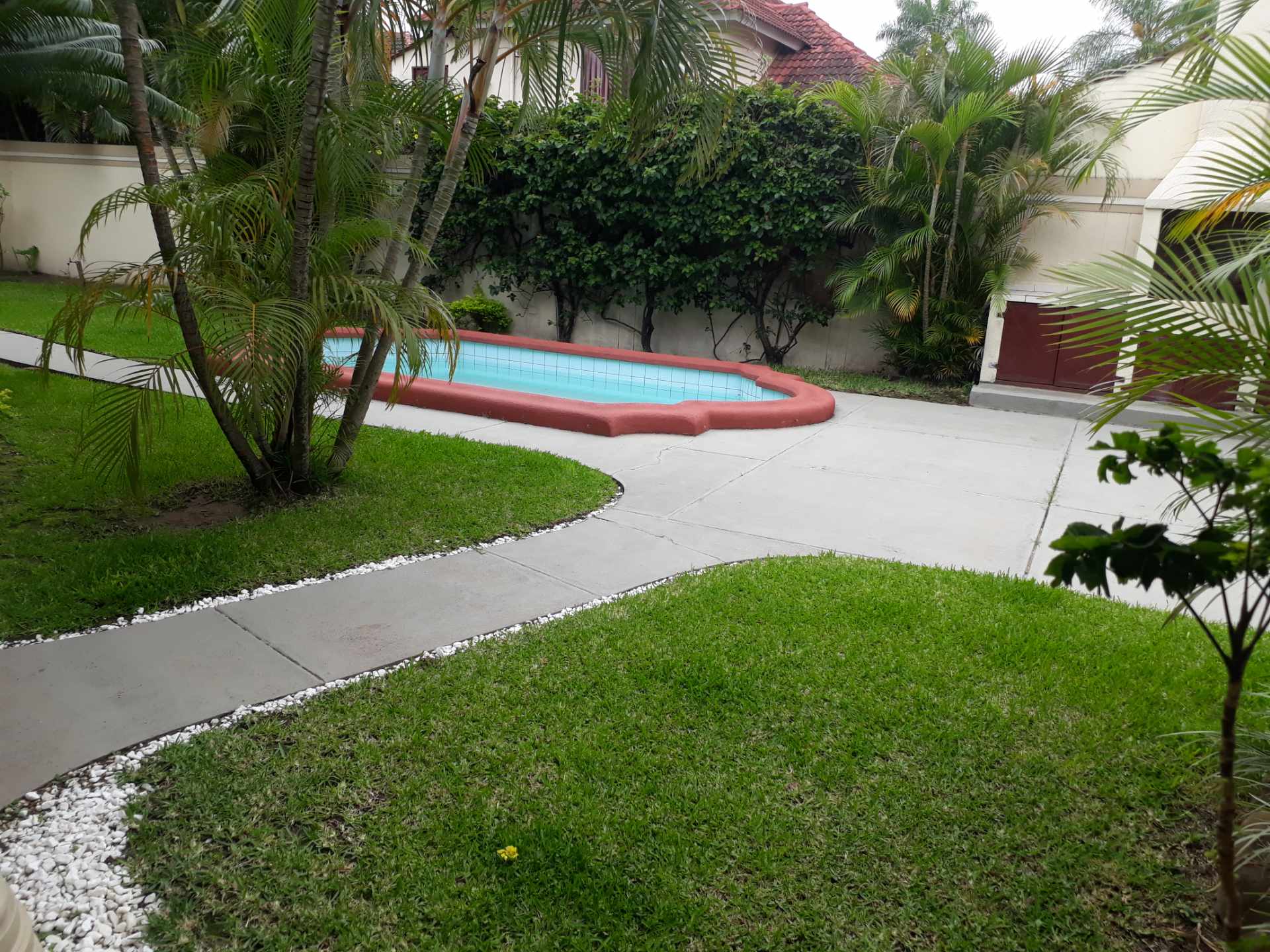 En Alquiler a $us 700 Foto 10