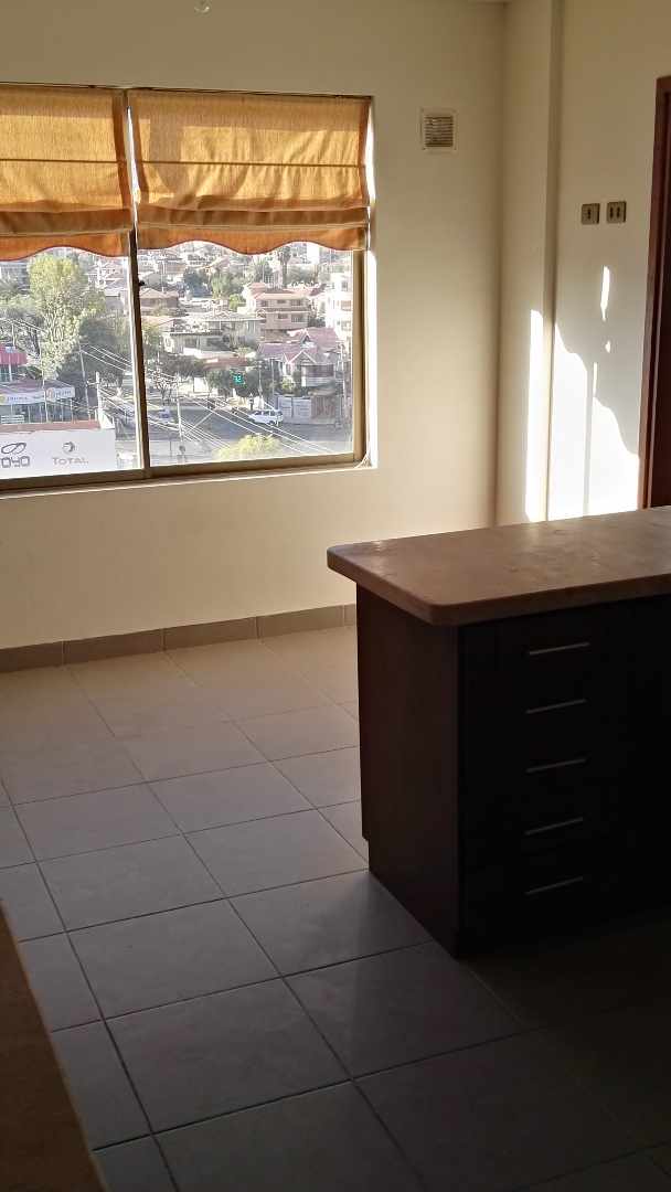 Departamento en Sarco en Cochabamba 3 dormitorios 5 baños 1 parqueos Foto 7