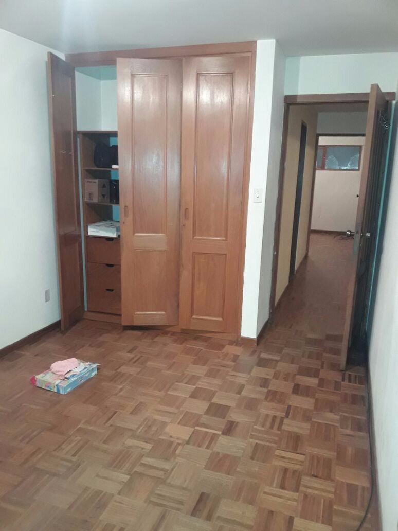 Departamento en VentaCalle 10 de Obrajes. Edificio Aries. Piso 2 2 dormitorios 1 baños  Foto 9