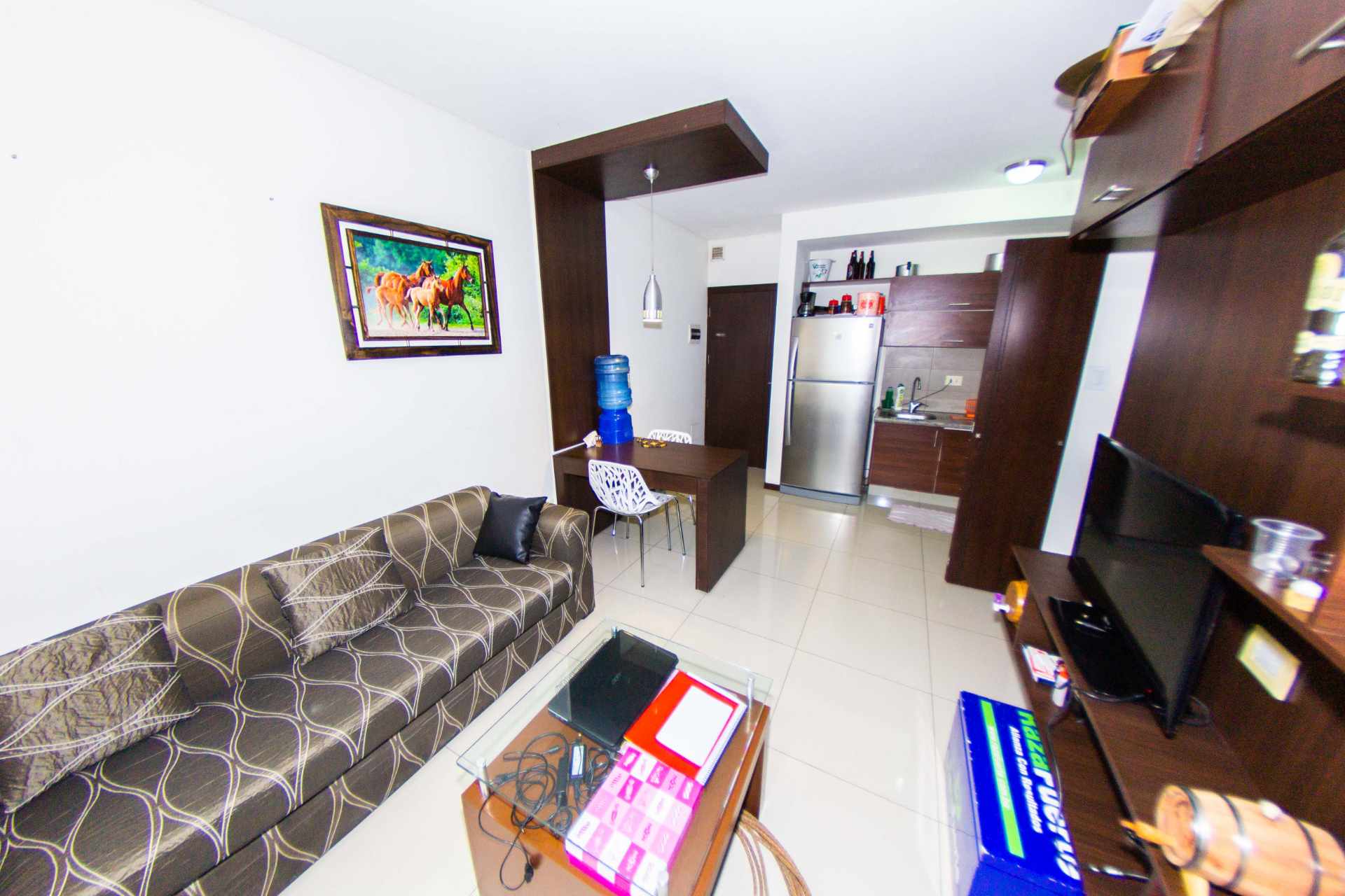 Departamento en VentaCondominio Portofino, zona Equipetrol entre Av. San Martín y Canal Isuto 1 dormitorios 1 baños 1 parqueos Foto 9