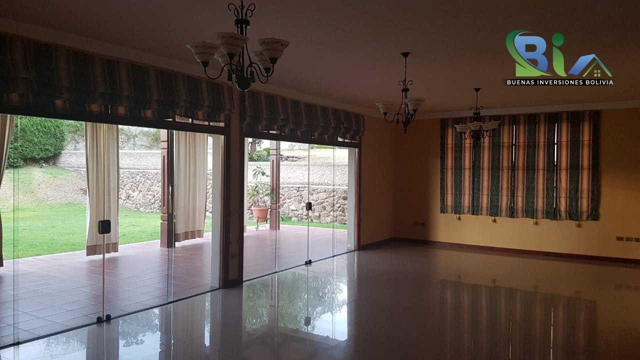 Casa en Villa Taquiña en Cochabamba 5 dormitorios 6 baños 5 parqueos Foto 9