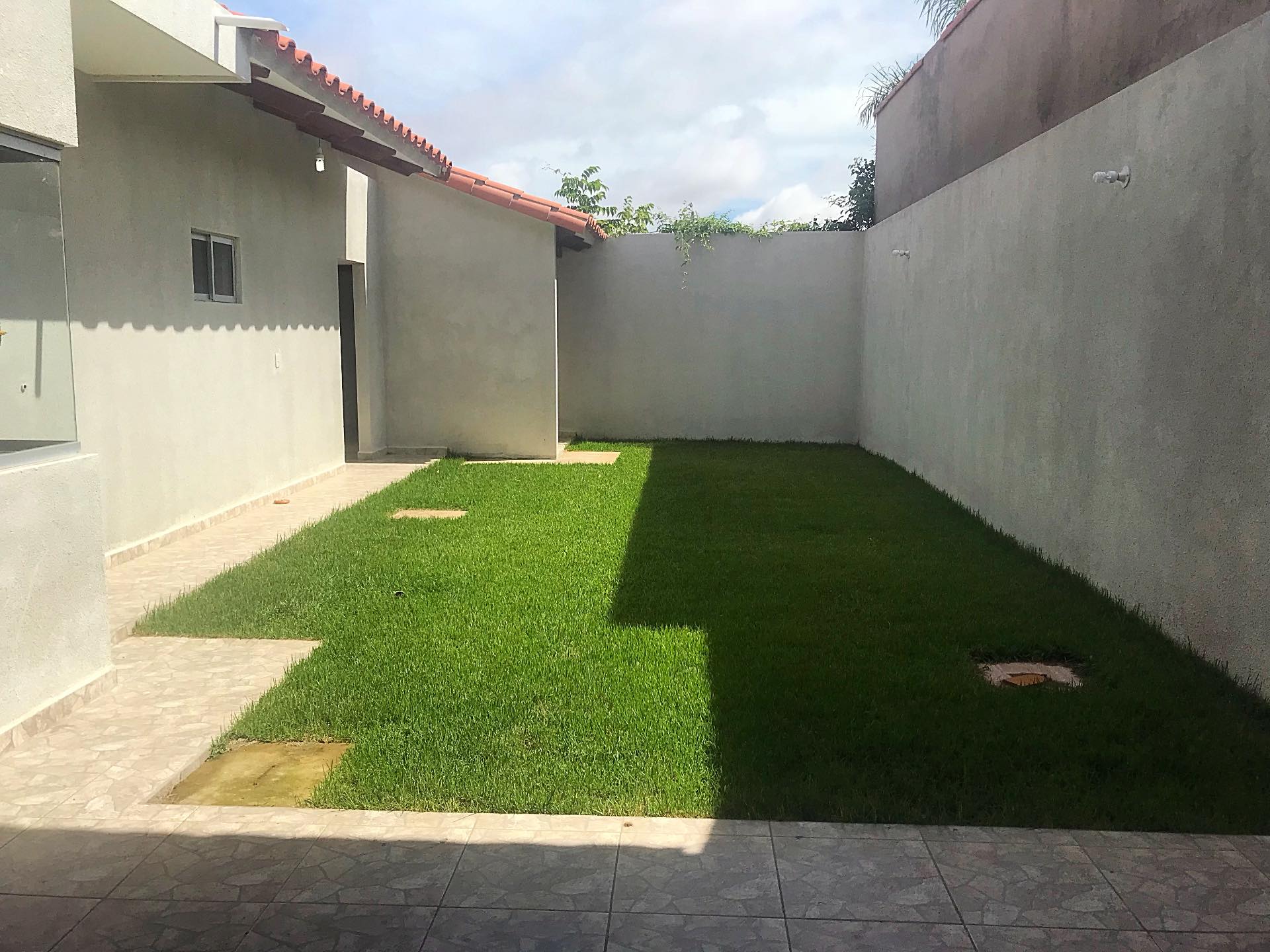 Casa en VentaCASAS EN VENTA - URBANIZACIÓN ESPAÑA 3 dormitorios 3 baños 2 parqueos Foto 3