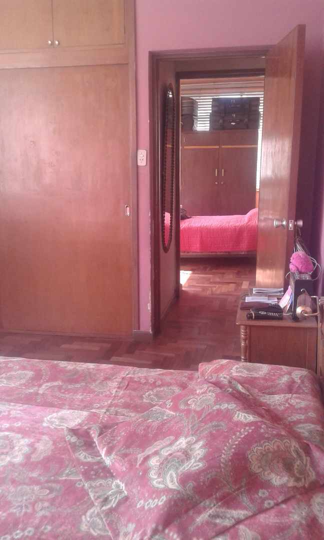 Departamento en AnticréticoEdificio Brasilia, calle J.J.Pérez esq. Av. 6 de Agosto Nº 227 Sopocachi (frente al Monoblock UMSA). CEL. 6 9 9  6 9 9  1 1  3 dormitorios 3 baños  Foto 12