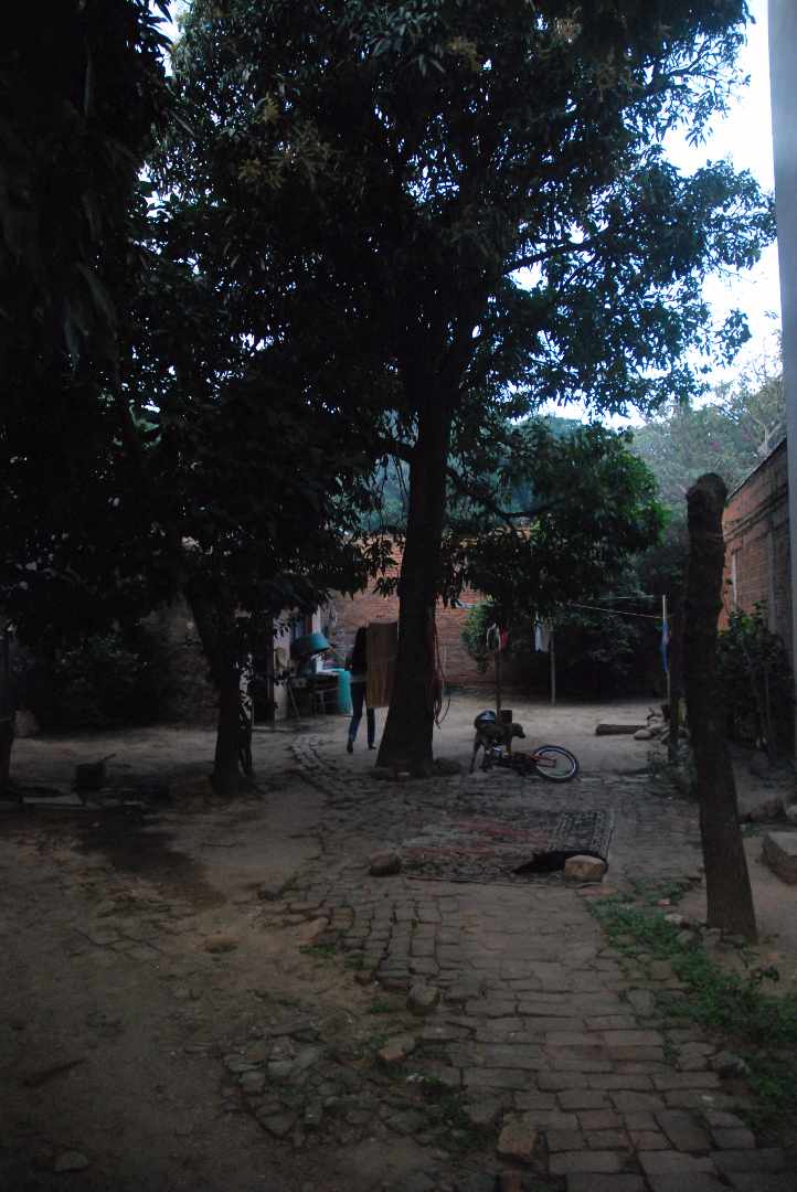 Terreno en VentaAv  Virgen de Cotoca entre 2do y 3r anillo , frente mercado Lazareto, calle Pailon Foto 8