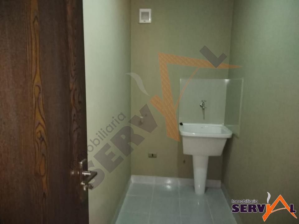 En Alquiler a $us 400 Foto 8