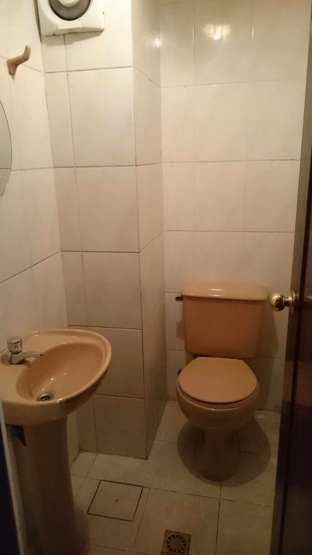 Departamento en Miraflores en La Paz 2 dormitorios 2 baños 1 parqueos Foto 3